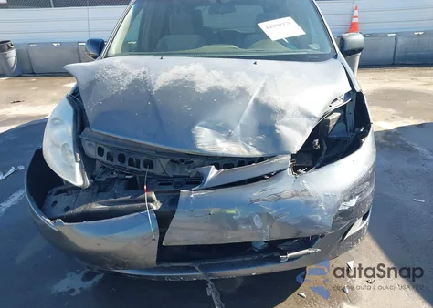 2006 Toyota Sienna Le z USA, uszkodzony, nr VIN 5TDZA23C76S545138